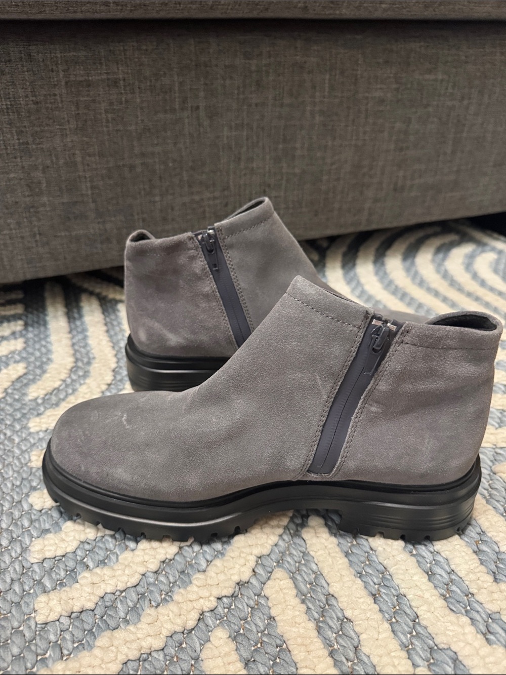 Vaneli Mariel Gray Suede Lug Sole Ankle Booties Women's 9.5 M NWOT - Picture 3 of 9